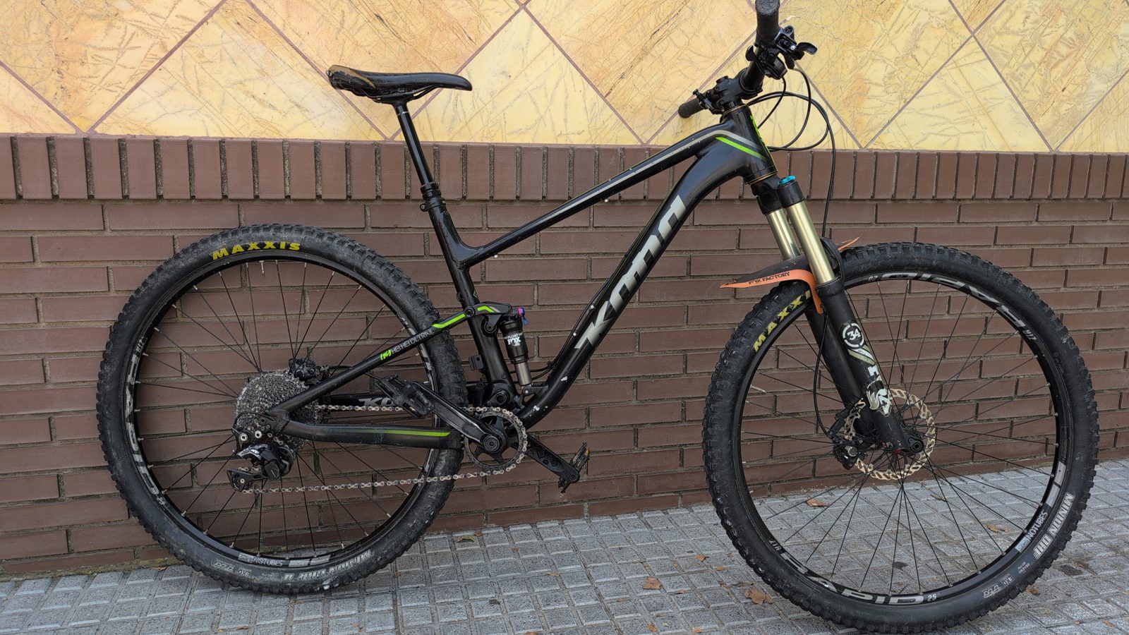 Kona Hei Hei DL Trail full-suspension 29-inch mountain bike for sale at Recyclo in Málaga
